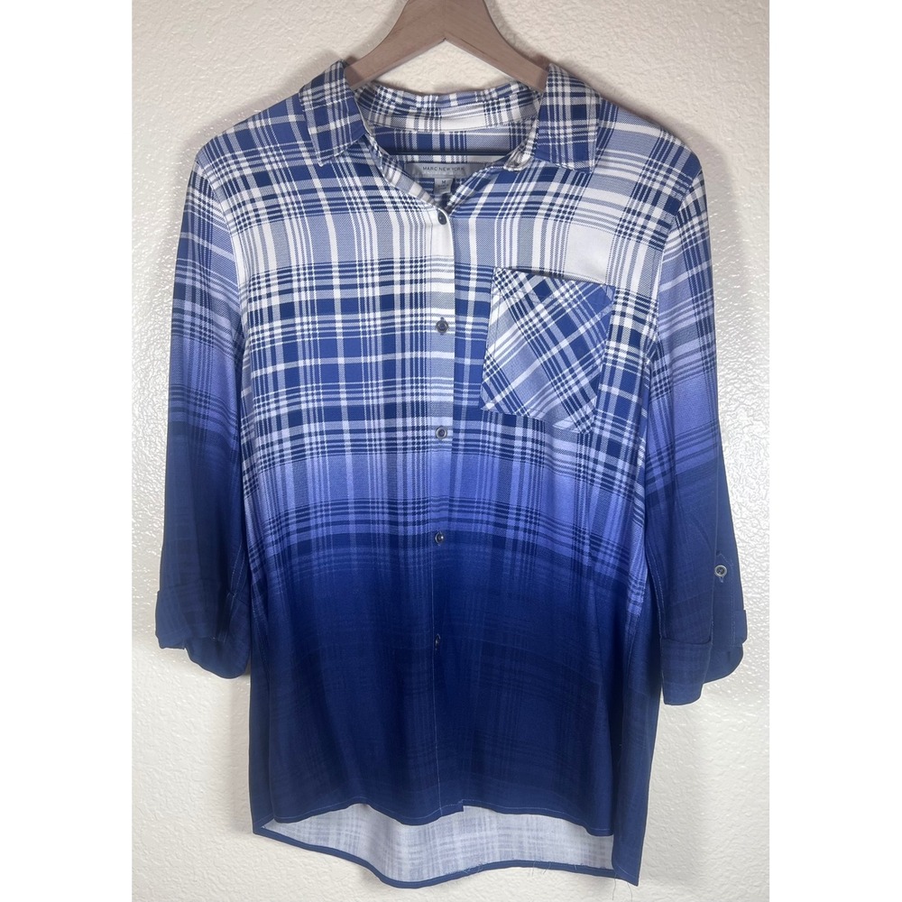 Plaid Ombre Button‎ Down Shirt Womens Medium Blue White Coastal Outdoors